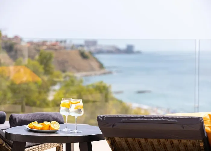 Sea View Wave Higueron - Penthouse Solarium With Jacuzzi פואנגירולה